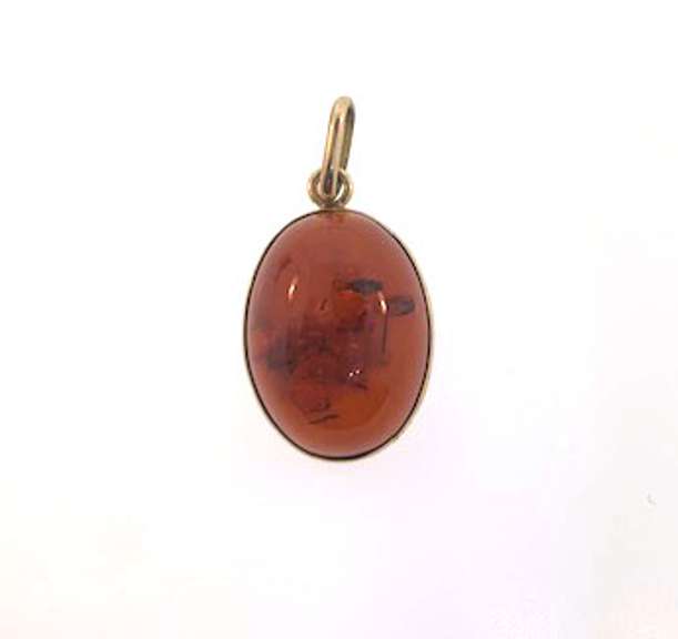 Charming 14kt Cabochon Pendant