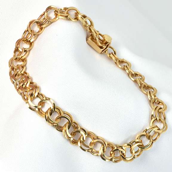 Traditional Double Link Charm Bracelet