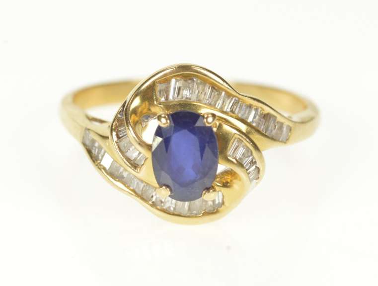 14K Yellow Gold 1.32 Ctw Oval Sapphire Diamond Engagement Ring