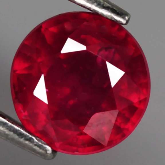 Beautiful deep red 1.19ct Ruby solitaire