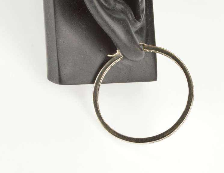 14K White Gold 0.99 Ctw Diamond Channel Inset Fashion Hoop Earrings