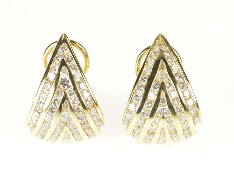 14K Yellow Gold 1.85Ctw Chevron Diamond Statement French Clip Earrings