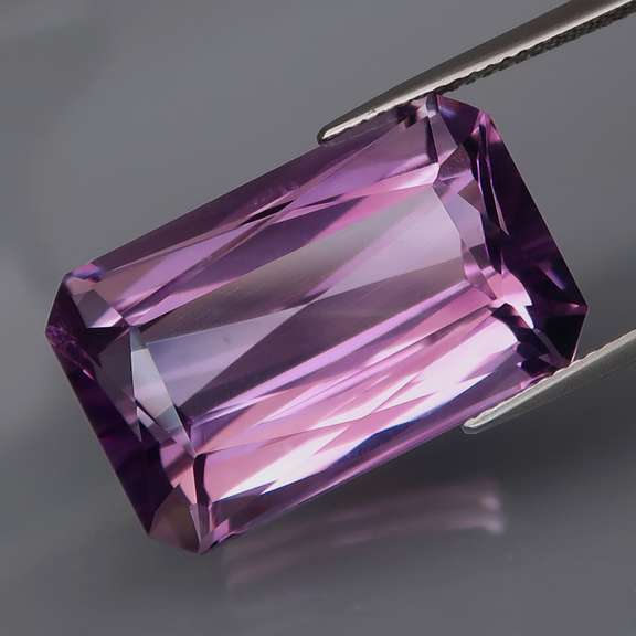 Outstanding 28.73ct real Bolivian Amethyst
