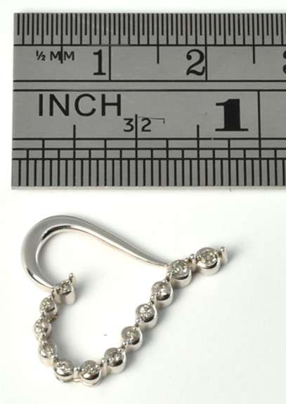 Contemporary WG Diamond Heart