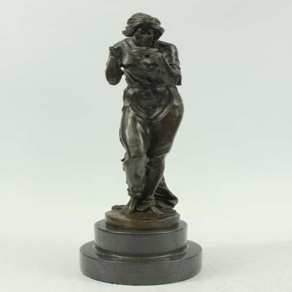 Fashion Woman Drinking Bronze Statue