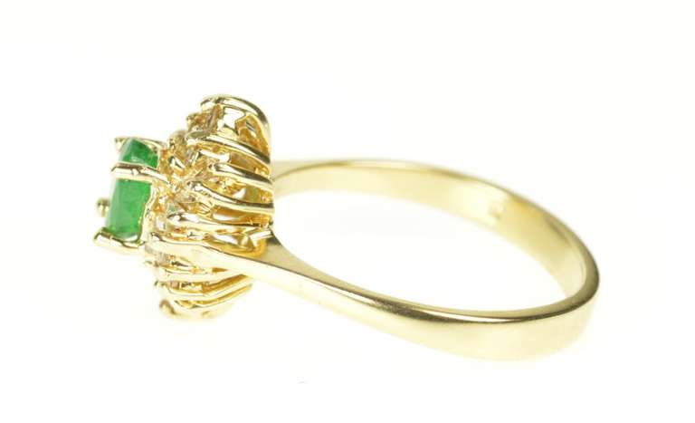 14K Yellow Gold 0.98 Ctw Oval Emerald Diamond Engagement Ring