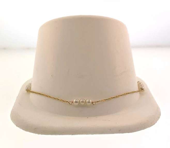 Dainty 14kt Gold and Bead Bracelet
