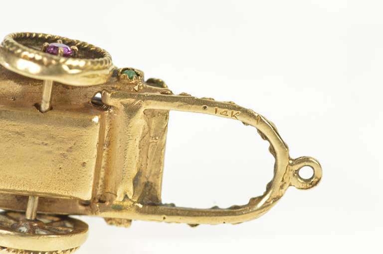 14K Yellow Gold 3D Victorian Decorative Wheeled Cart Charm/Pendant