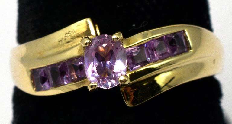 Lovely Amethyst Ring in 14KT Yellow Gold