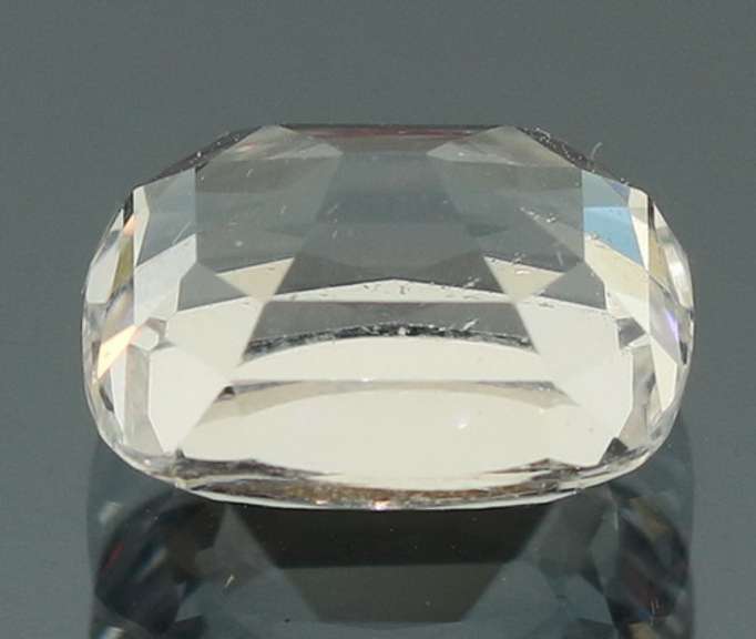 Very clean 3.79ct collectors diamond white Danburite