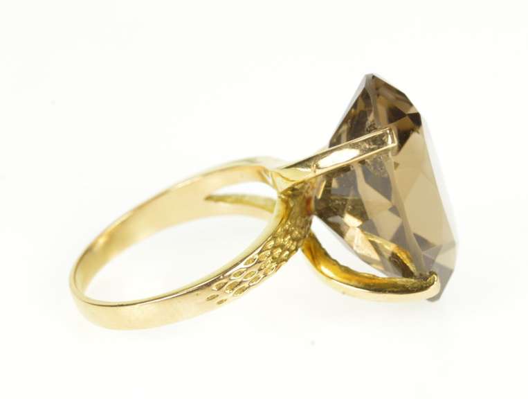 14K Yellow Gold Oval Smoky Quartz Retro Statement Cocktail Ring