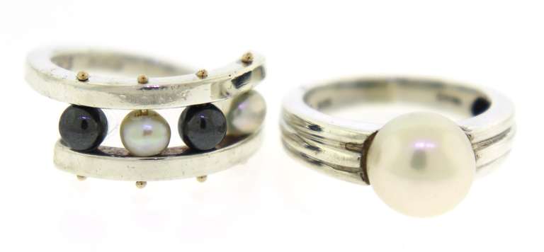 Set of 2 Pearl Sterling Silver Rings