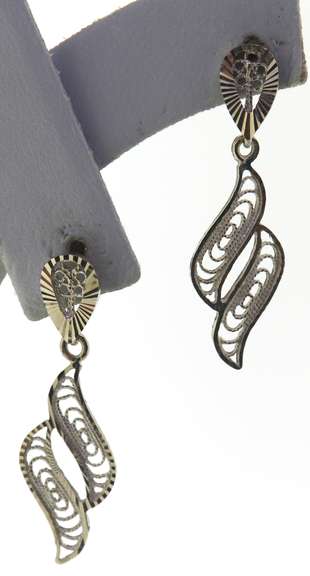 Vintage 14KT Gold Dangle earrings