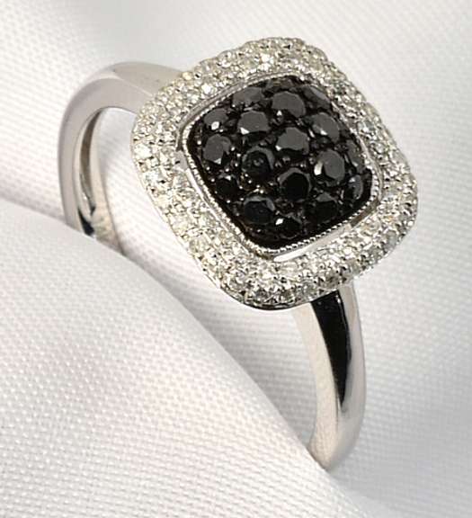 Dramatic B&W Diamond Ring in 14K White Gold