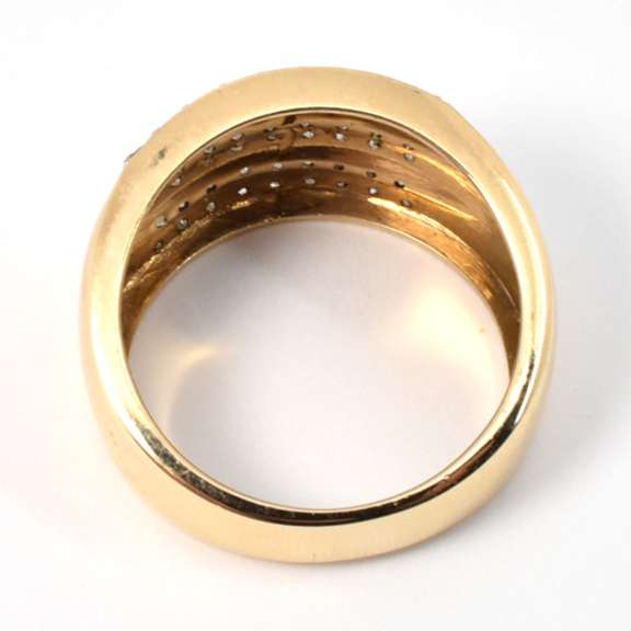 Wide Ring with 7 Rows of Diamonds