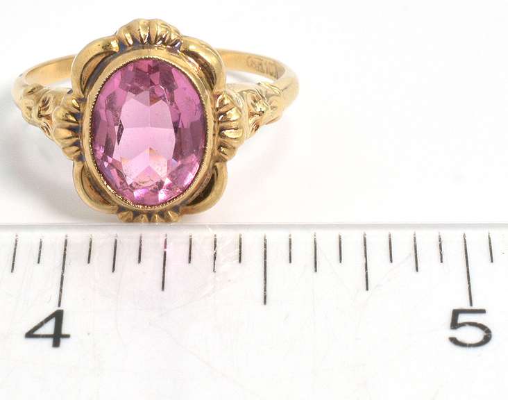 Vintage Pink Stone in Yellow Gold