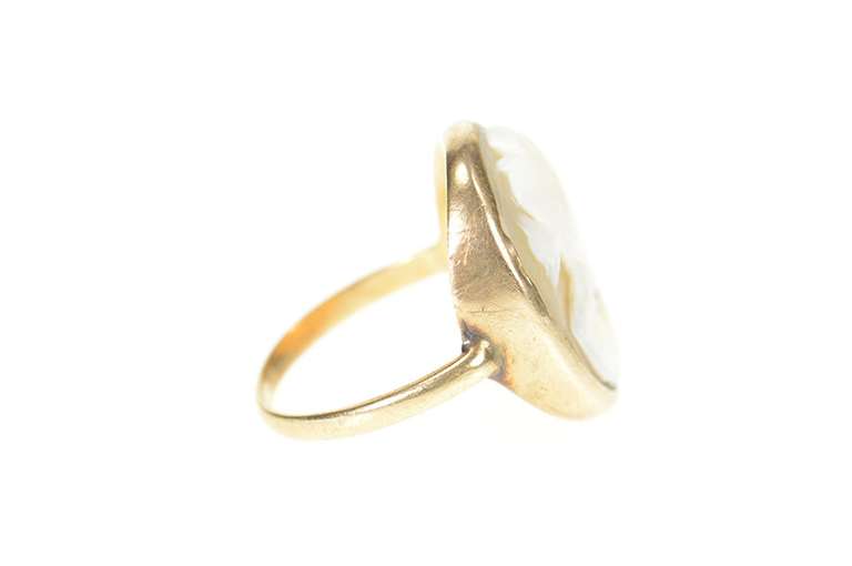 14K Yellow Gold Victorian Carved Shell Cameo Statement Ring