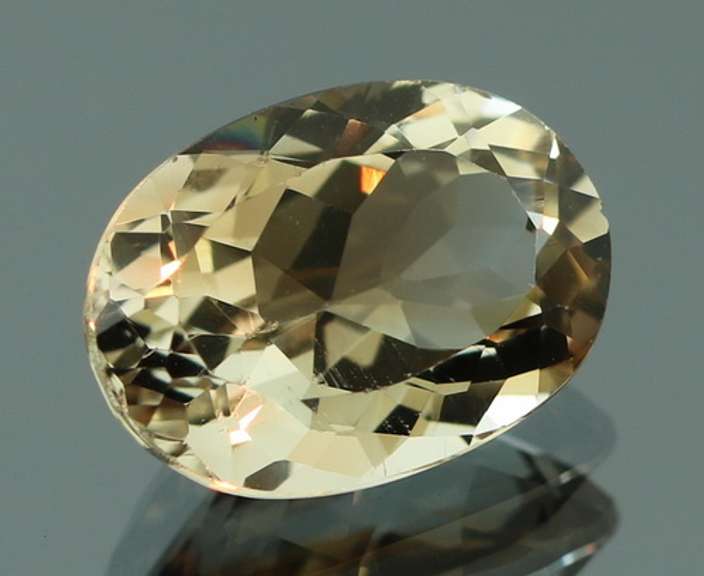 Brilliant! 7.36ct champagne Imperial Topaz