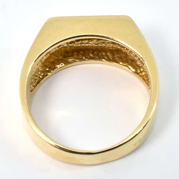 Classic Man's 3 Diamond Ring