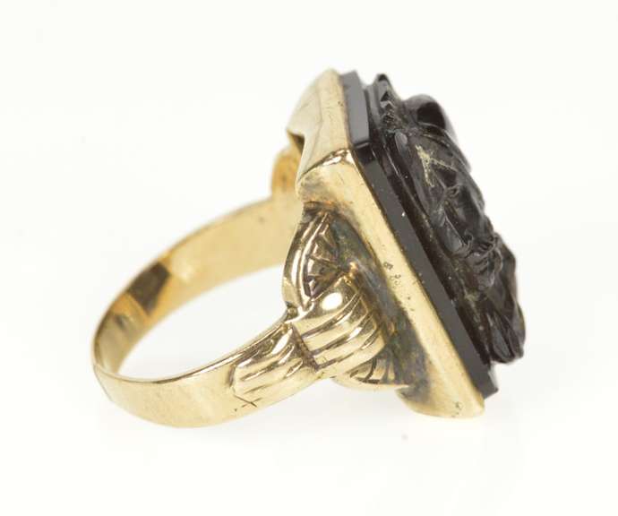 10K Yellow Gold Carved Soldier Black Onyx Cameo Statement Ring