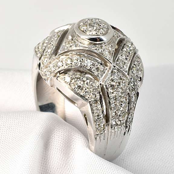 Bold Modern WG Diamond Cluster