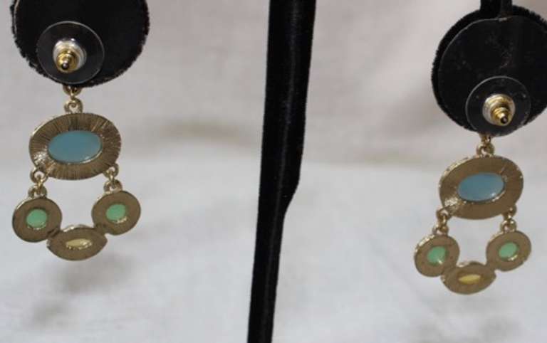 A Very Sexy  Fashion  Design Earrings