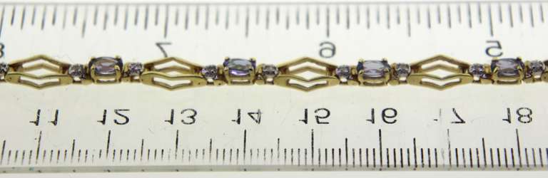 Pretty Yellow Gold Blue Topaz Bracelet