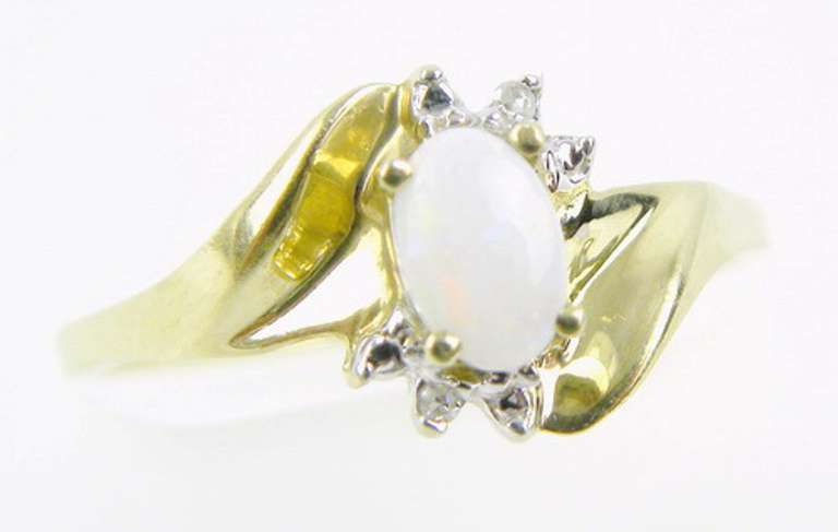 Pretty 10K Opal & Diamond Accent Ring, Size 9