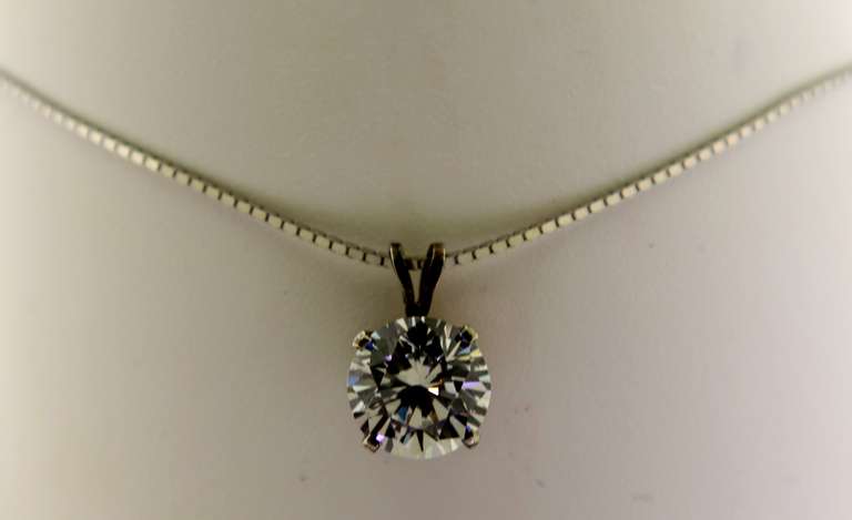 Vintage 925 sterling silver cubic zircon necklace