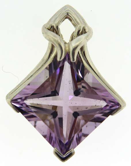 Vintage 925 sterling silver amethyst pendant