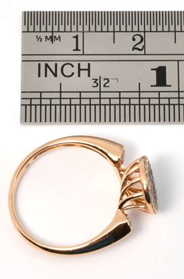 Striking Champagne & White Diamond Ring in 14K RG