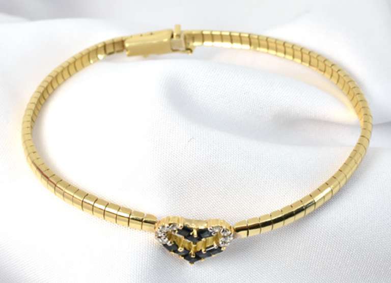 Feminine Bracelet with Sapphire Heart
