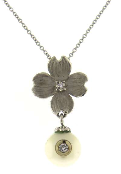 Nice Diamond & Pearl Dogwood Flower Necklace