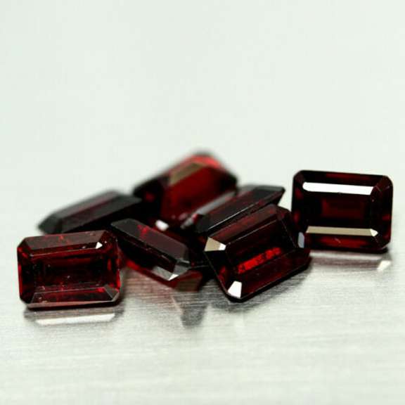 Gorgeous red amber 9.08ct 7pc Garnet set