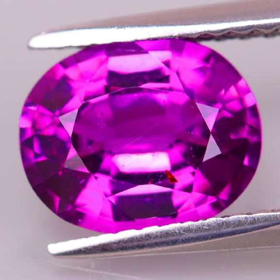 Rare 1.96ct pure purple VVS Umbalite Garnet