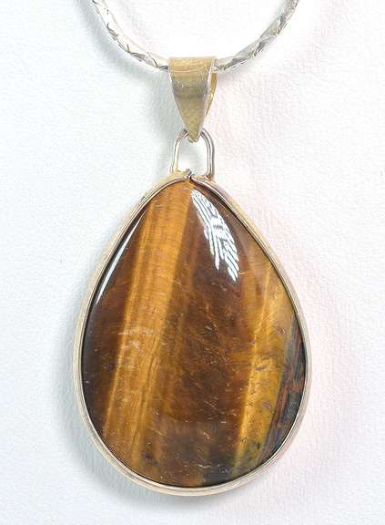 Beautiful Tiger's Eye Necklace in Sterling Silver