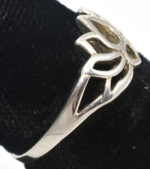Simple Lotus Ring in Sterling Silver