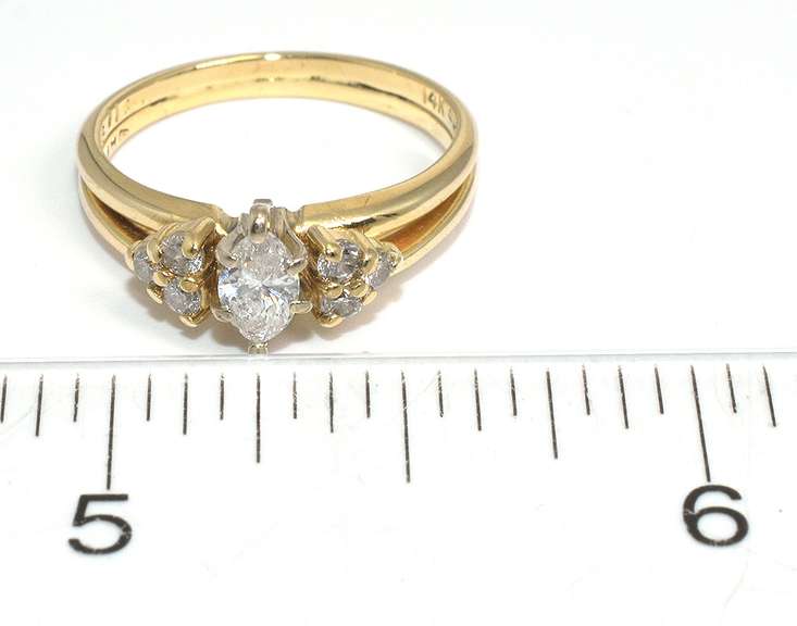 14KT Diamond Ring