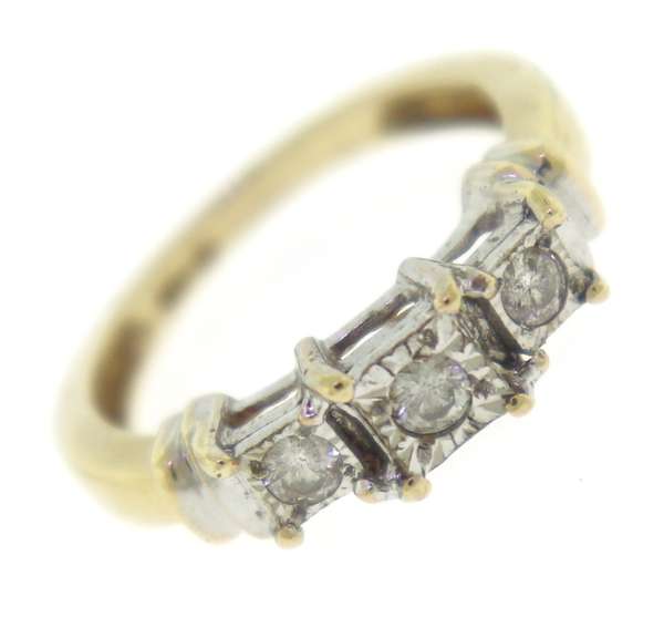 Gorgeous Illusion Set Diamond Ring