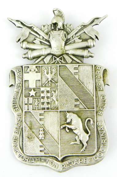 Large Early Latin Italian Victory Hat Badge