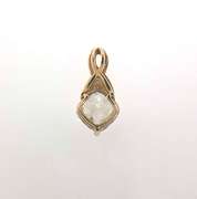 Elegant 14kt Gemstone Pendant