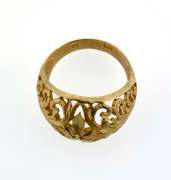 Stunning 14kt yellow gold filigree ring