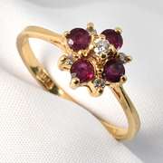 Cute 14k Ruby & Diamond Ring
