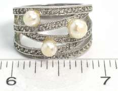Sterling Silver Ring with Pearls