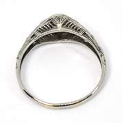 Vintage 18k WG Filigree Ring