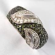 Stylish Black and White Diamond Ring