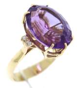 Pleasing Oval Amethyst & Diamond Accent Ring