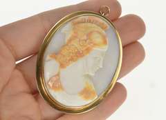 14K Yellow Gold Carved Roman Soldier Victorian Cameo Pendant/Pin