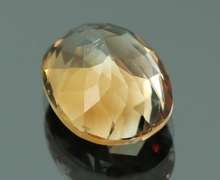Brilliant! 7.36ct champagne Imperial Topaz