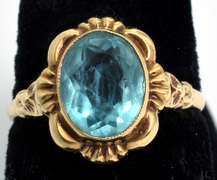 Vintage Blue Gemstone Ring in Gold